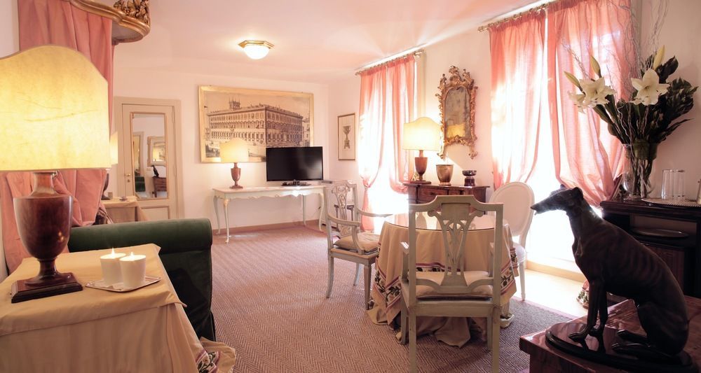 Residenza Ruspoli Bonaparte Roma Exterior foto
